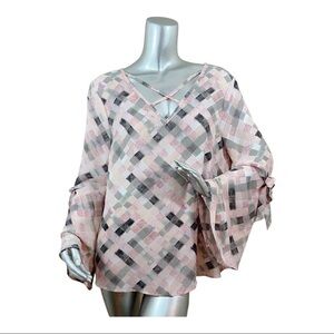 🌻SIGNATURE STUDIO Pink Top Bell Sleeve Blouse Top